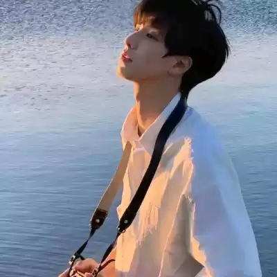 邱湛蓝